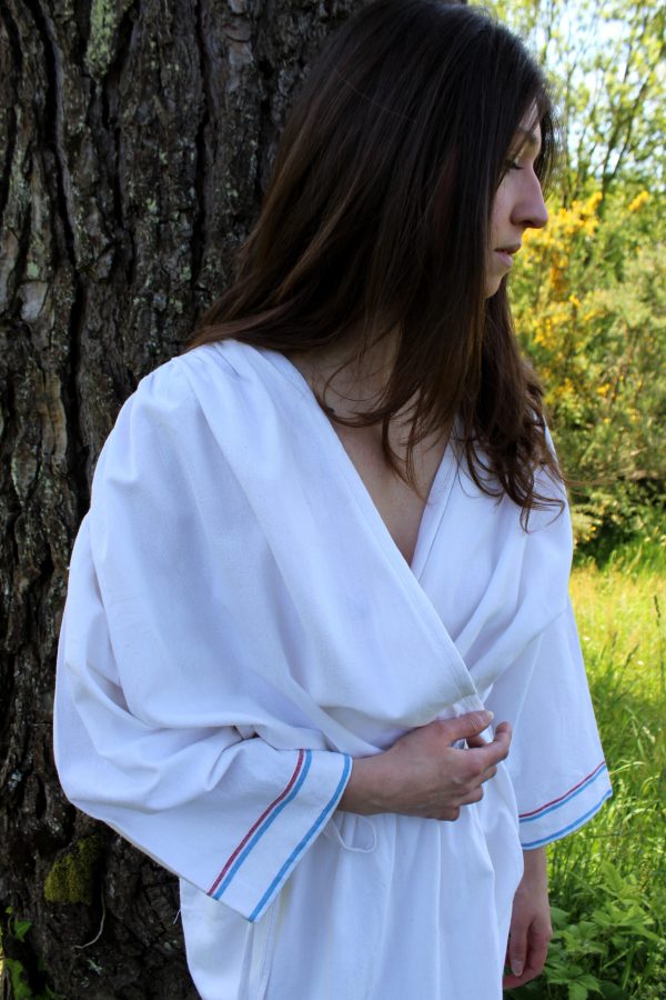 IMPERFECT WHITE SUNDAY BEST DRESS €75